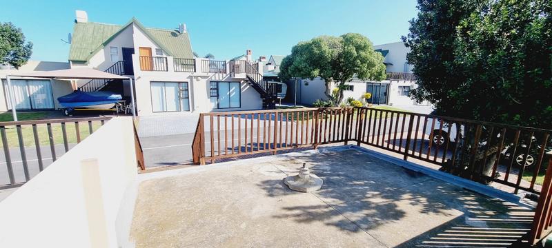 2 Bedroom Property for Sale in Twee Kuilen Western Cape